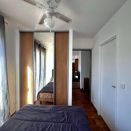 T2 A 1 Minute De La Καλβί